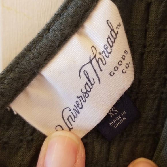 Universal Threads Romper Olive - Picture 3 of 6